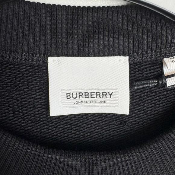 Burberry Black Logo Sweater Women's Large NWT - Picture 3 of 6